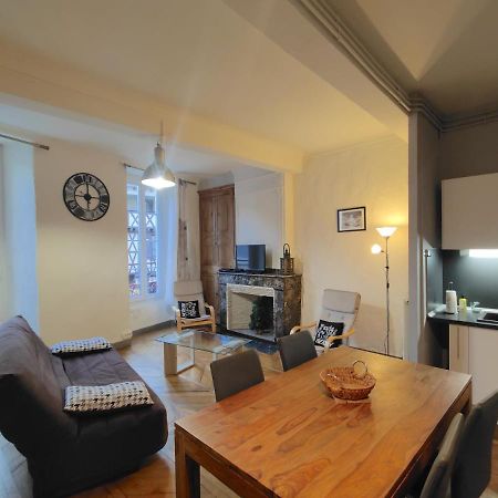Appartement Centre-Ville Pour Sejour Et Cure Bagnères-de-Bigorre Eksteriør billede