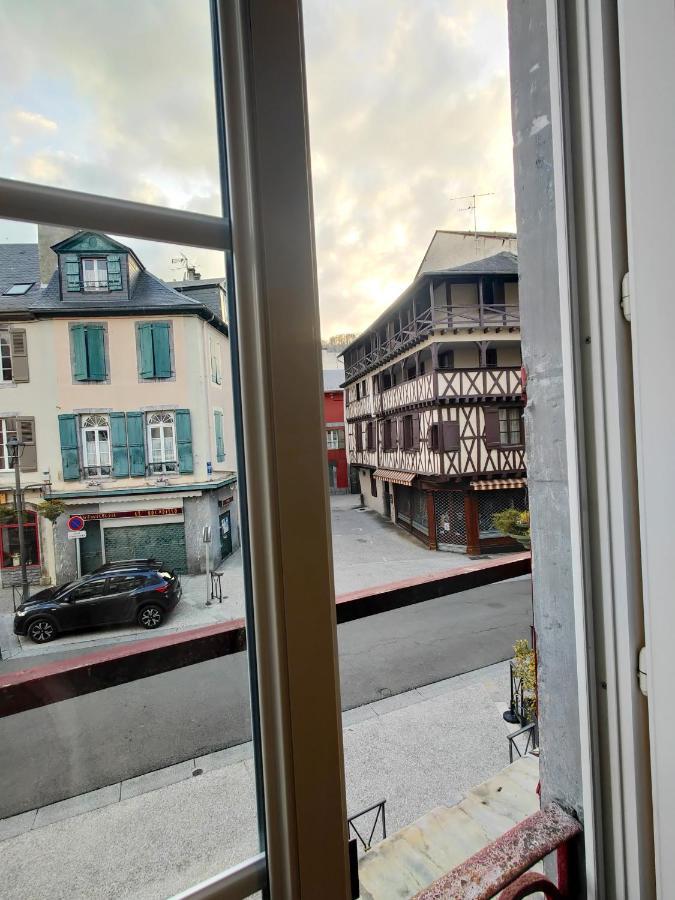 Appartement Centre-Ville Pour Sejour Et Cure Bagnères-de-Bigorre Eksteriør billede
